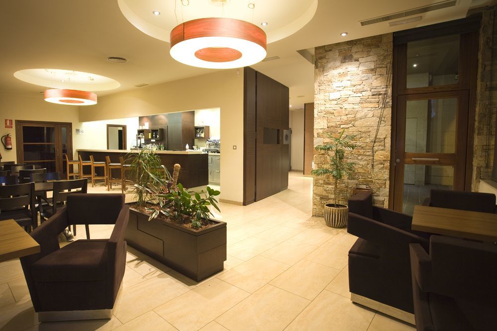 Hotel Mar De Plata Саррия Экстерьер фото