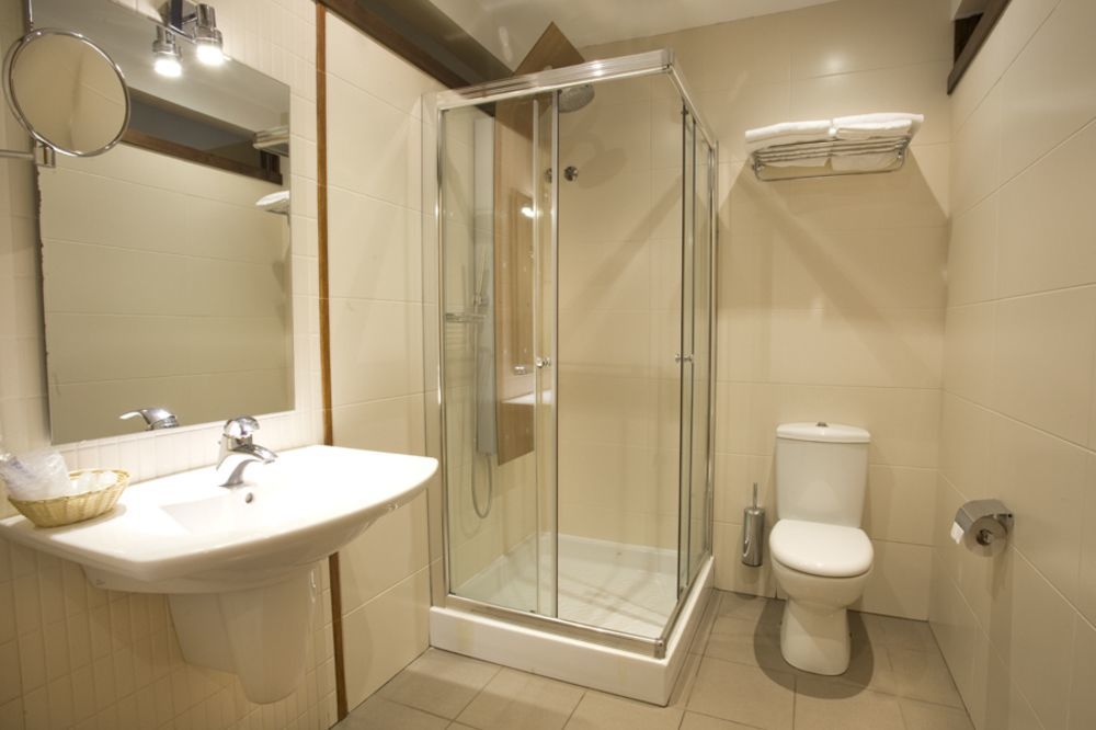 Hotel Mar De Plata Саррия Экстерьер фото