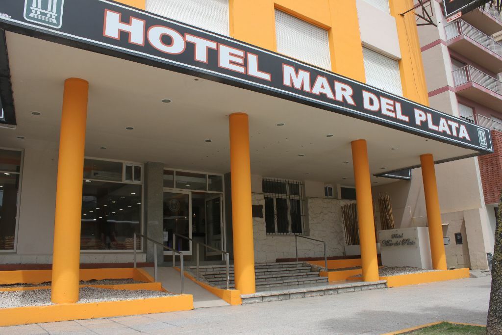 Hotel Mar De Plata Саррия Экстерьер фото